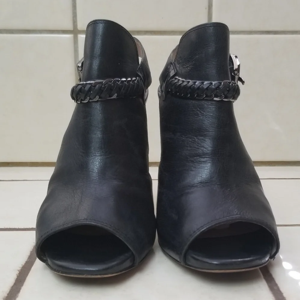 MICHAEL KORS leather open toe heels chain hooded